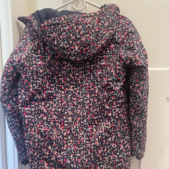 Columbia kids coat with hood. - Picture 2 of 4